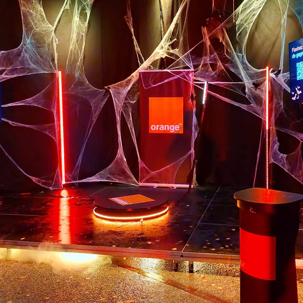 360 Booth Orange Halloween